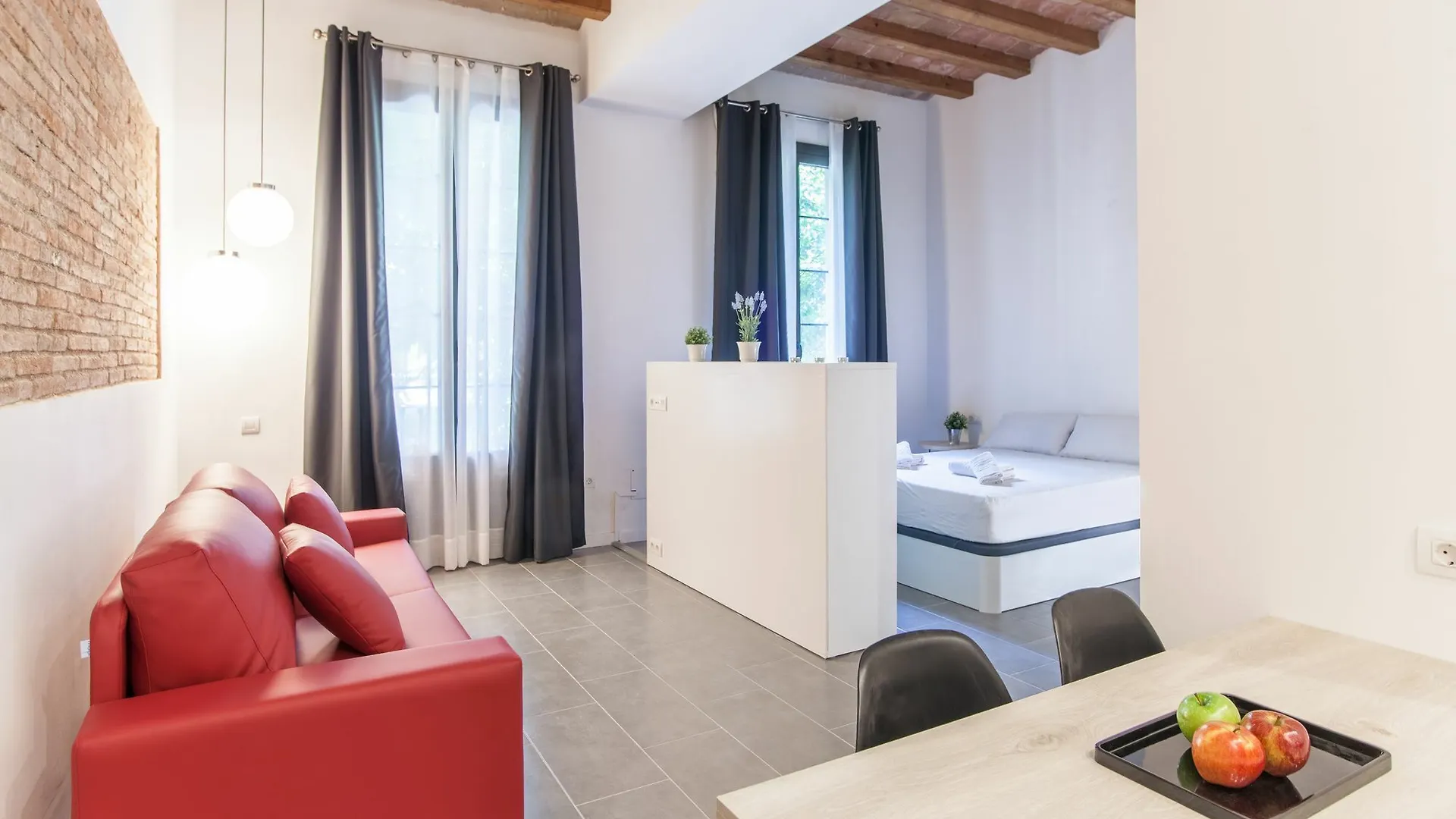 Aparteasy Apartment Barcelona